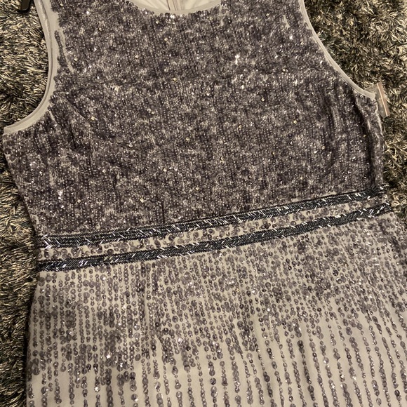 Mac Duggal Dresses Nwot Mac Duggal Gray Sequin Midi Dress Poshmark